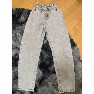 ザラ(ZARA)のZARA デニムジーンズ　レディース(デニム/ジーンズ)