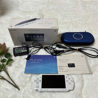 ソニー(SONY)の【デッドストック】PSP-2000cw クラミックホワイト　ほぼ未使用品(携帯用ゲーム機本体)