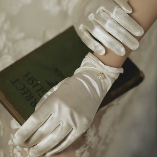 【大人気】花嫁　結婚　ウエディンググローブ　ショート　ホワイト　パール　レース　(手袋)