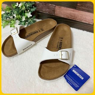 ビルケンシュトック(BIRKENSTOCK)の新品同様 ビルケンシュトック MADRID 24.5 サンダル パテントホワイト(サンダル)