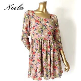 ノエラ(Noela)のNoela 花柄 ワンピース ミニワンピース 美品(ミニワンピース)