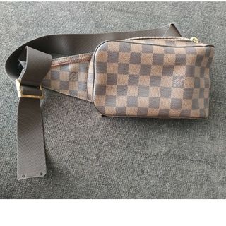 ルイヴィトン(LOUIS VUITTON)のルイビトンダミエ　ウエストポーチ(ボディバッグ/ウエストポーチ)