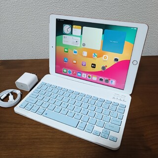 アップル(Apple)のiPad 第6世代 9.7インチ WiFi Cellular 32GBキーボード(タブレット)