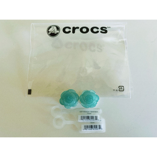 クロックス(crocs)のcrocs クロックス チャーム フラワー　クリアブルー　未使用品(チャーム)