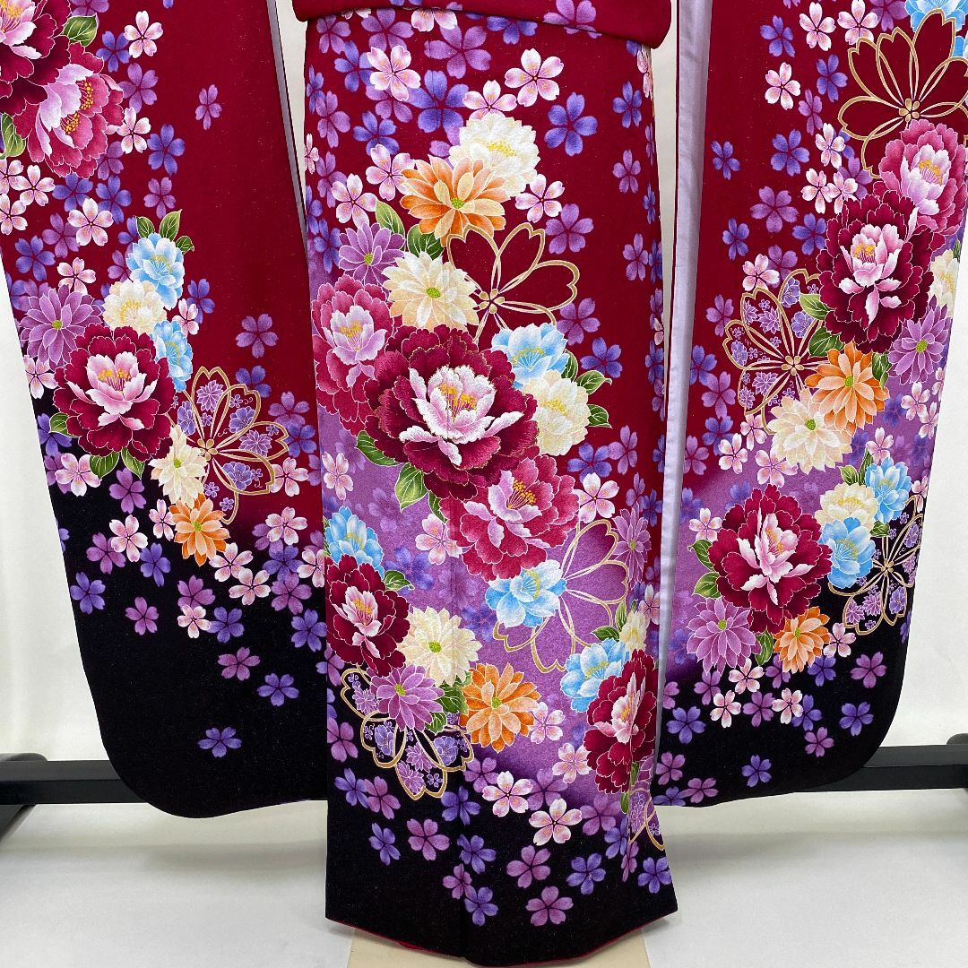 振袖 正絹 花柄 赤 赤紫 裄68.5㎝ 成人式 中古 c-49の通販 by 祥 振袖 正絹 花柄 赤 赤紫 裄68.5㎝ 成人式 中古 c-49の通販 by 祥