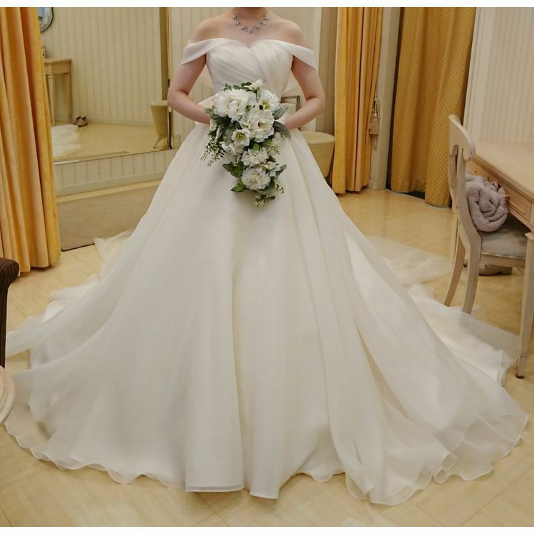 ウェディングドレス オフショル ホワイトドレス Aライン 結婚式 ウェディングドレス オフショル ホワイトドレス Aライン 結婚式