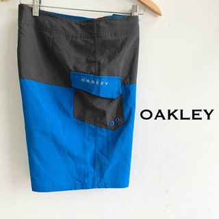 オークリー(Oakley)の【良品】OAKLEY ストレッチ素材　サーフトランクス　ボードショーツ　32(ショートパンツ)