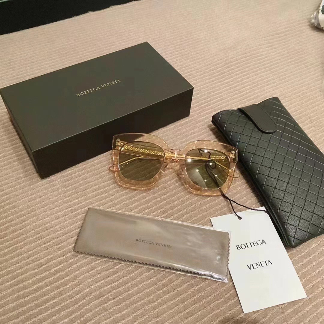 BOTTEGA VENETA - BV ボッテガヴェネタ 女性 サングラス メガネ BOTTEGA VENETA - BV ボッテガヴェネタ 女性 サングラス メガネ
