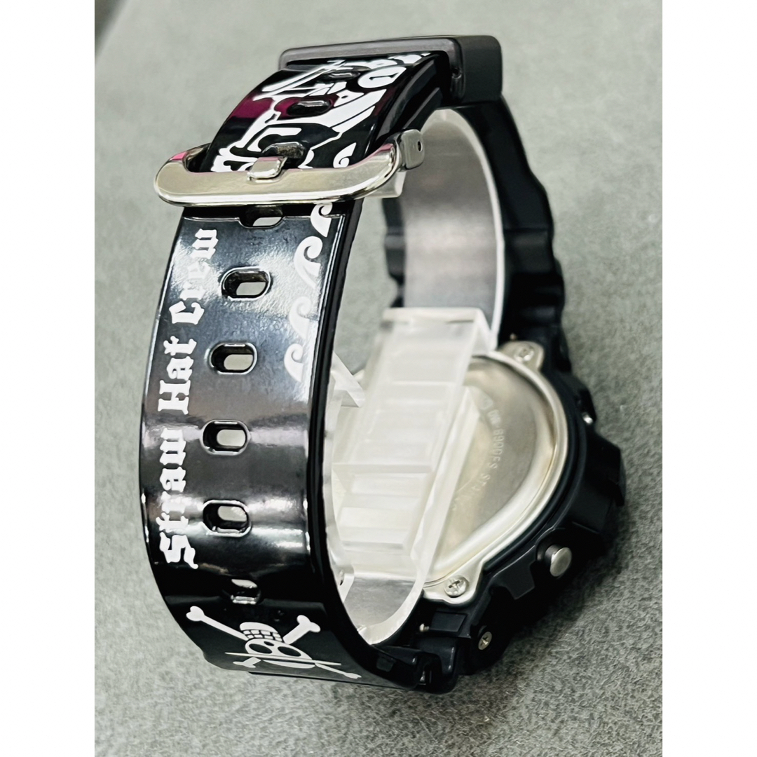 G-SHOCKワンピース 第2弾 麦わらの一味 限定3000 DW-6900FSの G-SHOCKワンピース 第2弾 麦わらの一味 限定3000 DW-6900FSの