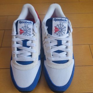 リーボック(Reebok)のレディーススニーカー　リーボック　クラシックレザー　２３cm(スニーカー)