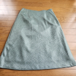 【値下げ】綺麗な緑色　膝丈スカート