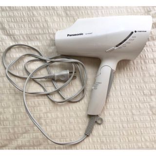 パナソニック(Panasonic)の【ジャンク品】ヘアードライヤー ナノケア 白 EH-NA97-W(1台)(ドライヤー)