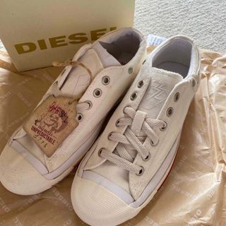 DIESEL 新品✨スニーカー