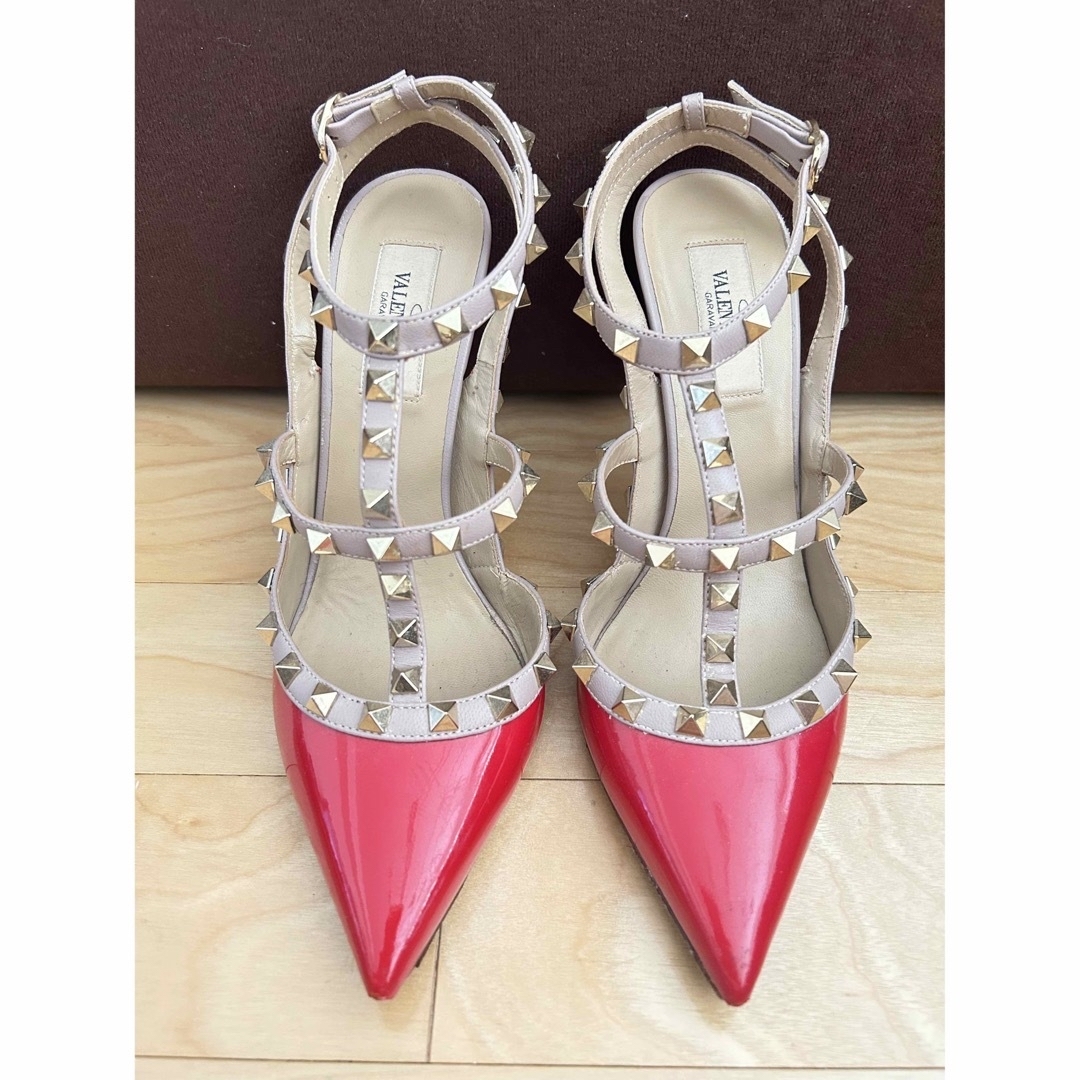 再再再値下げ‼︎正規品 定番 ヴァレンティノ パンプス 赤 再再再値下げ‼︎正規品 定番 ヴァレンティノ パンプス 赤