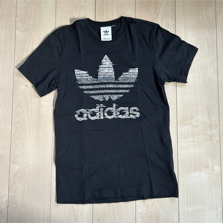 アディダス(adidas)のアディダス　Tシャツ　ブラック(Tシャツ(半袖/袖なし))