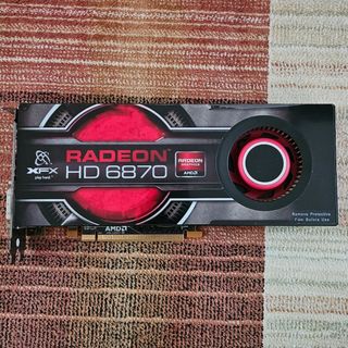 RADEON HD6870