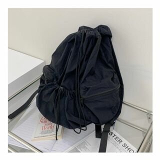 【韓国 人気 ブラック リュック】撥水加工 軽い ナップサック 巾着(リュック/バックパック)