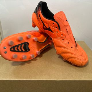 ミズノ(MIZUNO)の美品　ミズノ　モナルシーダJAPAN（オレンジ×ブラック）(シューズ)