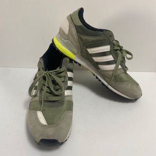 アディダス(adidas)のadidas スニーカー　カーキ　グリーン　ランニング　ジョギング(スニーカー)