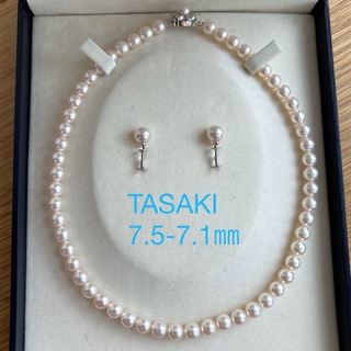 タサキ(TASAKI)の【極美品】TASAKI  ネックレス7.5㎜　イヤリング8.2㎜　セット(ネックレス)