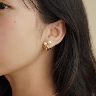 【大人気】ピアス　両耳用　ゴールド　金　パール　上品　韓国　アクセサリー(リング(指輪))