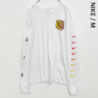 ナイキ(NIKE)の海外限定品　ナイキ　NIKE　虎　タイガー　アームロゴ　スウッシュ　ロンT　M(Tシャツ/カットソー(七分/長袖))