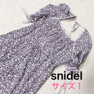 SNIDEL - スナイデル　snidel  花柄　ロングワンピース　半袖　リボン