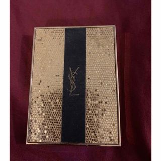 Yves Saint Laurent - 引っ越しのため売り切り値下げ！イヴ・サンローラン　フェイスパウダー