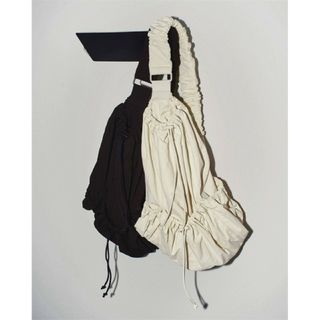 トゥデイフル(TODAYFUL)のTODAYFUL Nylon Gather Bag ECRU【エクリュ】(ショルダーバッグ)