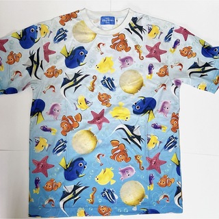 東京ディズニーリゾート公式　総柄Tシャツ　ファインディングニモ　半袖　Sサイズ(Tシャツ/カットソー(半袖/袖なし))