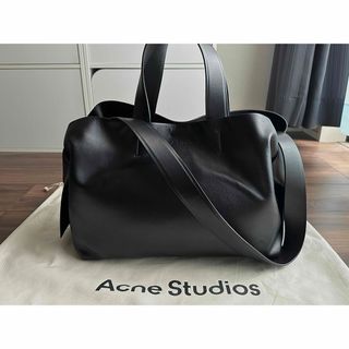 Acne Studios - Acne Studios MUSUBI ミディトート ブラック