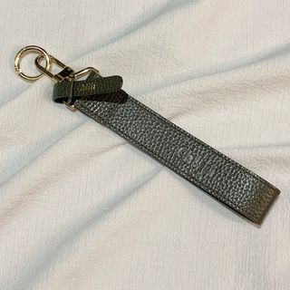 chiiiibag key charm キーホルダー チャーム レザー カーキ