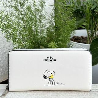 COACH - コーチCOACH 財布コーチ スヌーピーCOACHPEANUTS コラボ 新品