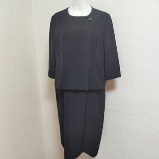 ソワール(SOIR)の超美品 15ABR 大きいサイズ３L 上質喪服 ブラックフォーマルワンピース (礼服/喪服)