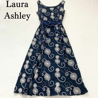 LAURA ASHLEY - 美品✨ ローラアシュレイ 花柄刺繍 ロングフレアワンピース ネイビー 9
