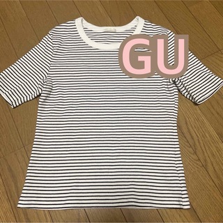 ジーユー(GU)のGU  トップス(カットソー(半袖/袖なし))