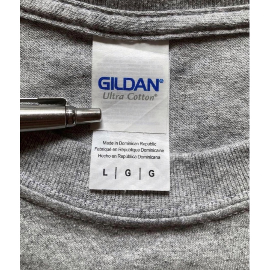 GILDAN(ギルタン)のGILDAN 4段プリント 半袖TシャツL グレー メンズのトップス(Tシャツ/カットソー(半袖/袖なし))の商品写真