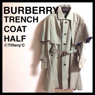 バーバリー(BURBERRY)の美品★BURBERRY ケープ付き(トレンチコート)