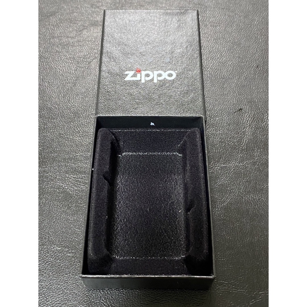 zippo ジャグラー ワインレッド 前面加工 希少モデル 2008年製の zippo ジャグラー ワインレッド 前面加工 希少モデル 2008年製の