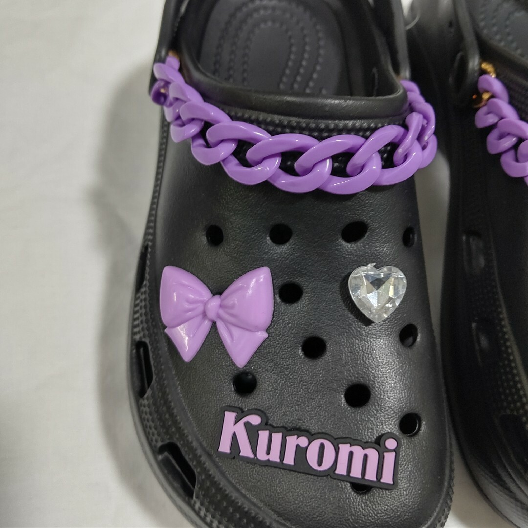 サンリオ - 新品 クロミちゃん厚底サンダル KUROMIサンダル Mの サンリオ - 新品 クロミちゃん厚底サンダル KUROMIサンダル Mの