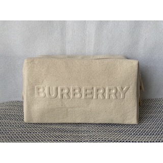 BURBERRY - 【BURBERRY】バーバリー ノベルティポーチ アイボリー【新品未使用】