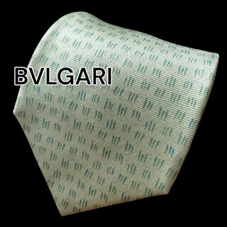 ブルガリ(BVLGARI)の【BVLGARI】　ブルガリ　ライトグリーン系　総柄　イタリア製(ネクタイ)