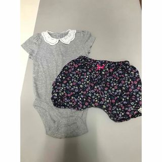 ベビーギャップ(babyGAP)のbaby GAP 半袖ロンパース　12-18M グレー　襟付き　＋おまけ付き(ロンパース)