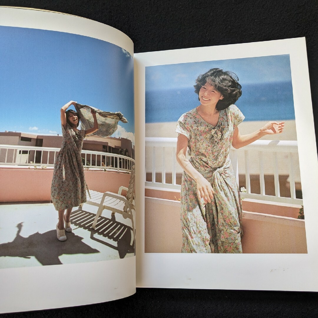中森明菜 写真集 MY LIFE 2冊セット レコーディング プール 海 中森明菜 写真集 MY LIFE 2冊セット レコーディング プール 海