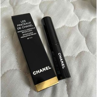 シャネル(CHANEL)のCHANEL パンソー イルミナトゥール レトラクターブル N°111(チーク/フェイスブラシ)