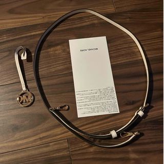 Michael Kors - 新品　チャーム　ストラップ