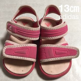 アディダス(adidas)の13㎝　adidas サンダル　女の子　ピンク　夏(サンダル)