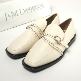 ジェイアンドエムデヴィッドソン(J&M DAVIDSON)の■美品■2021SS■J&M DAVIDSON ジェイアンドエムデヴィッドソン ローファー 靴 サイズ35（22.0～22.5cm相当）スタッズベルト オフホワイト ブランド古着【中古】20240328/GP6370(ローファー/革靴)