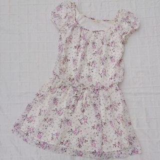 M　L'EST ROSE 　レストローズ　花柄シフォンワンピース