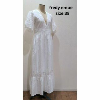 フレディエミュ(fredy emue)のfredy emue フレディ エミュ ビンテージ風 レースワンピース 白 38(ロングワンピース/マキシワンピース)